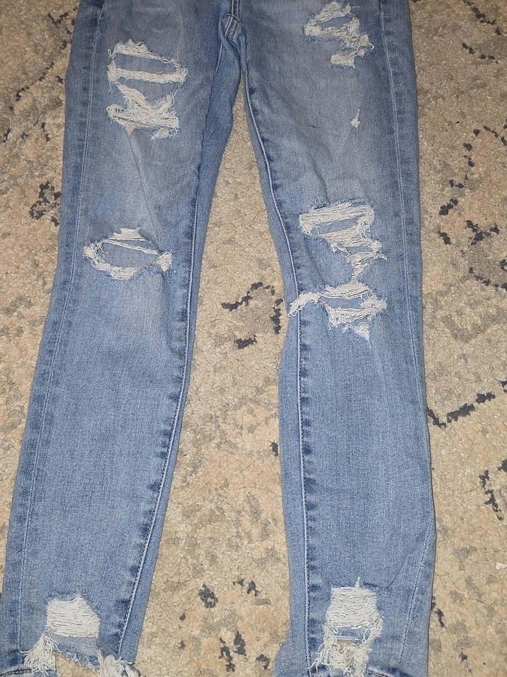 American Eagle Outfitters Light Blue Ripped Skinny Jeans